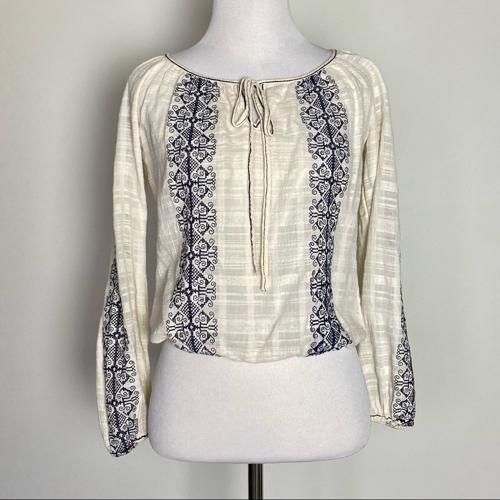 Max Studio boho embroidered top